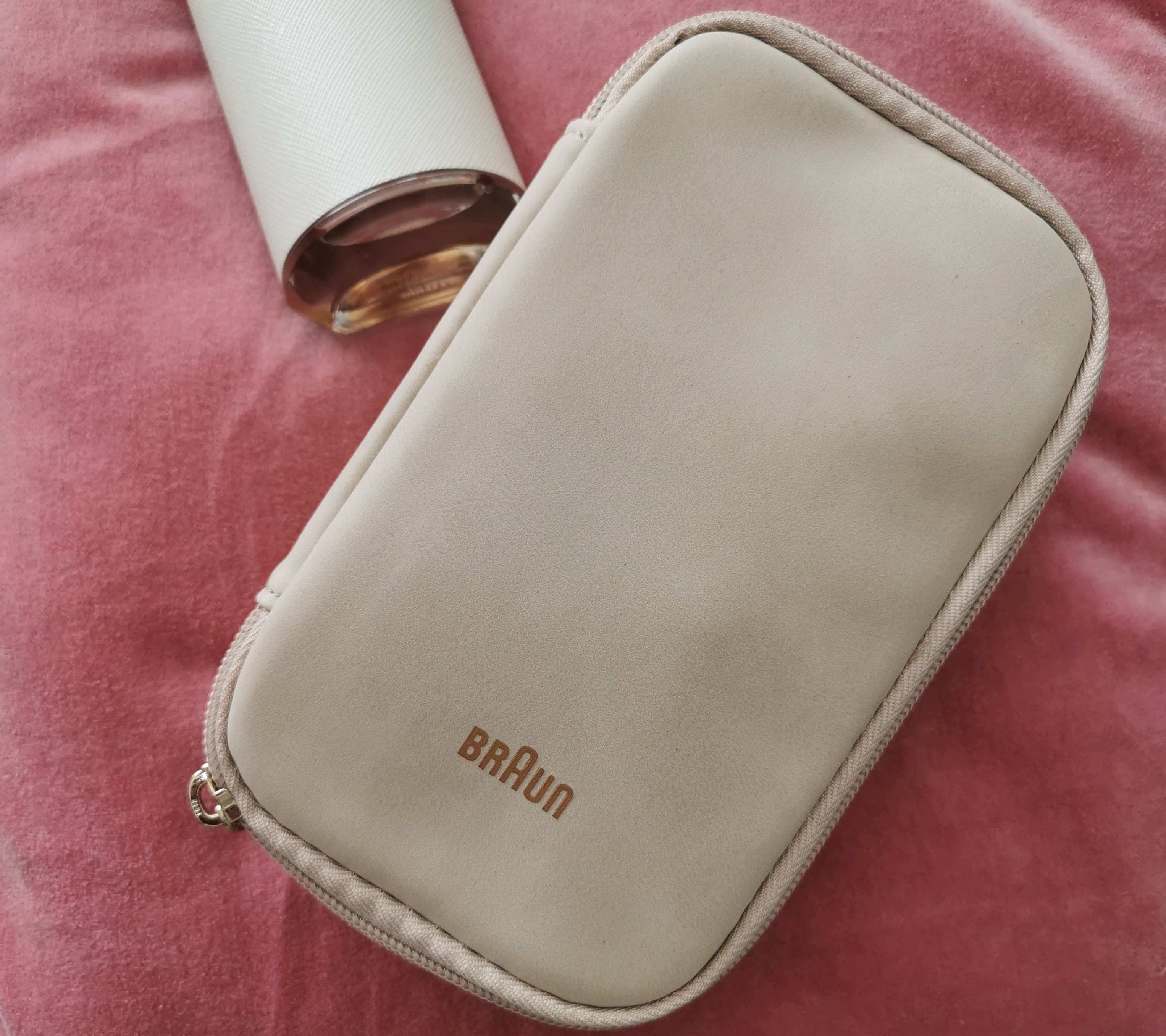 Silk Epil 9 Flex : Mon avis sur le nouvel épilateur de Braun - Métro boulot  pinceaux - Blog beauté & lifestyle - Reims